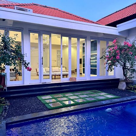 Canggu Central Hostel Экстерьер фото