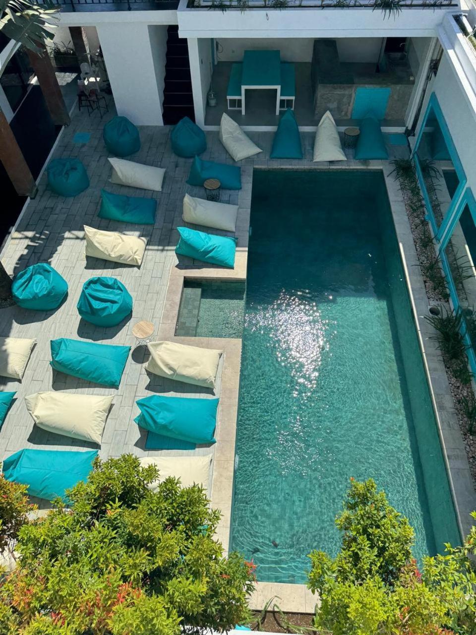 Canggu Central Hostel Экстерьер фото
